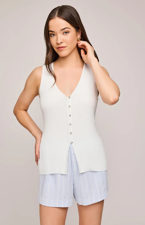 Flattering V-neck tank by Gentle Fawn, a perfect matchup with denim or shorts this spring, available at Lemonberry online, or in-store in Aurora, ON. 